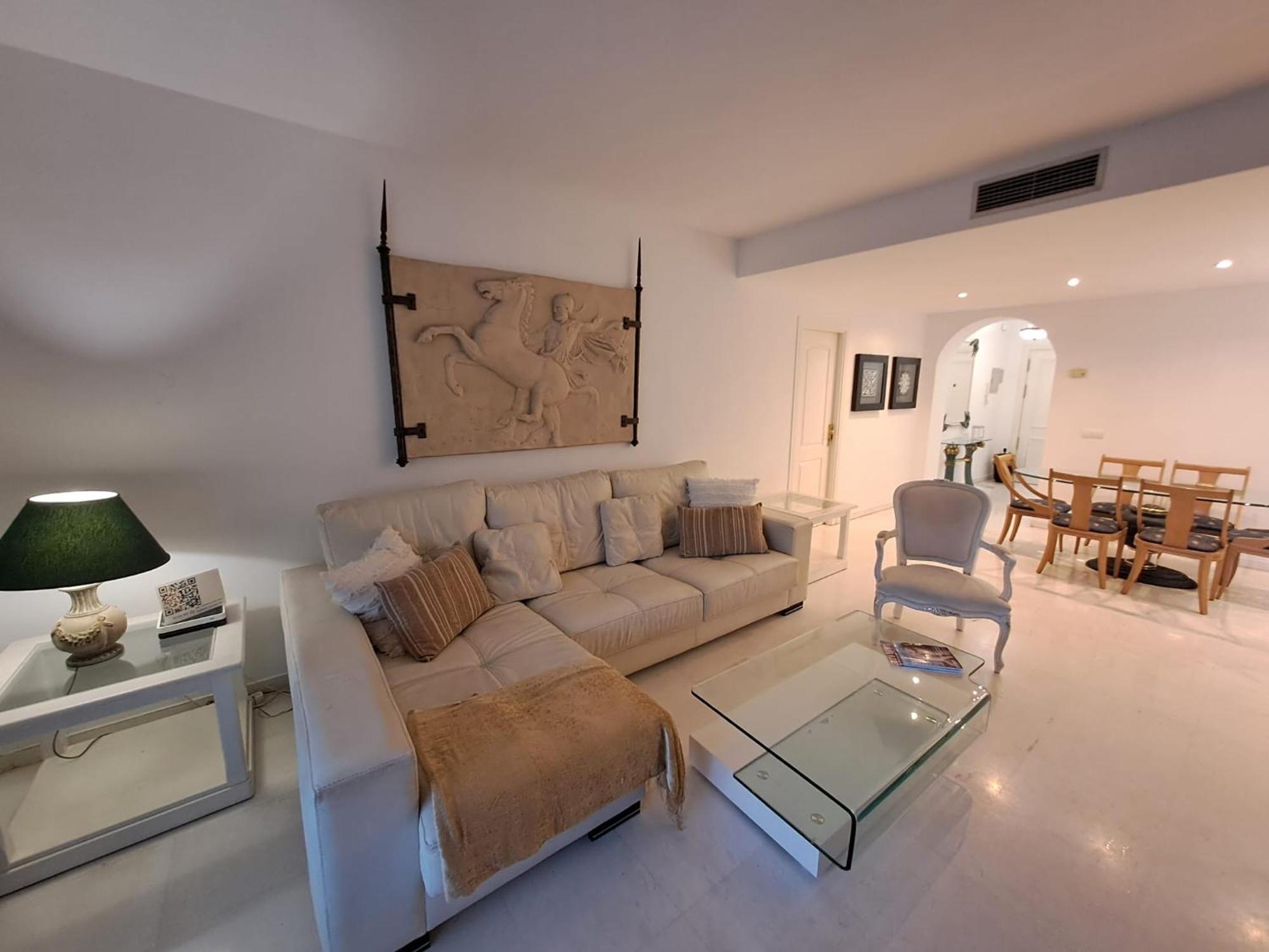 Luminous Apartment In Playas Del Duque , Puerto Banus By Holidays & Home มาร์เบยา ภายนอก รูปภาพ